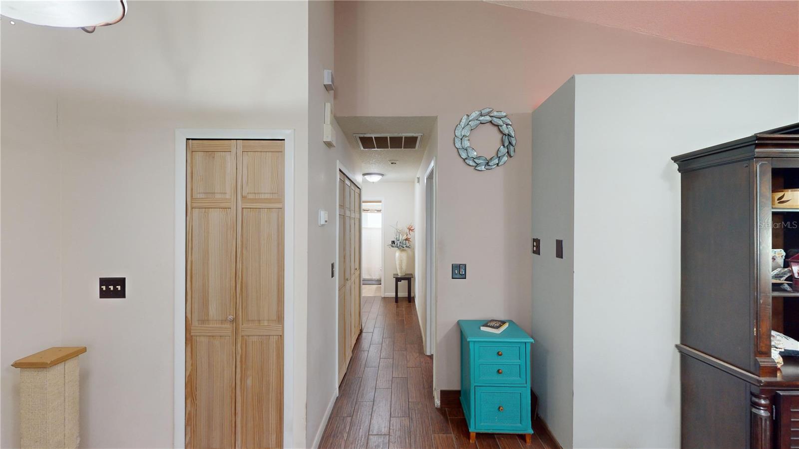 6806 PARADISE BAY WAY