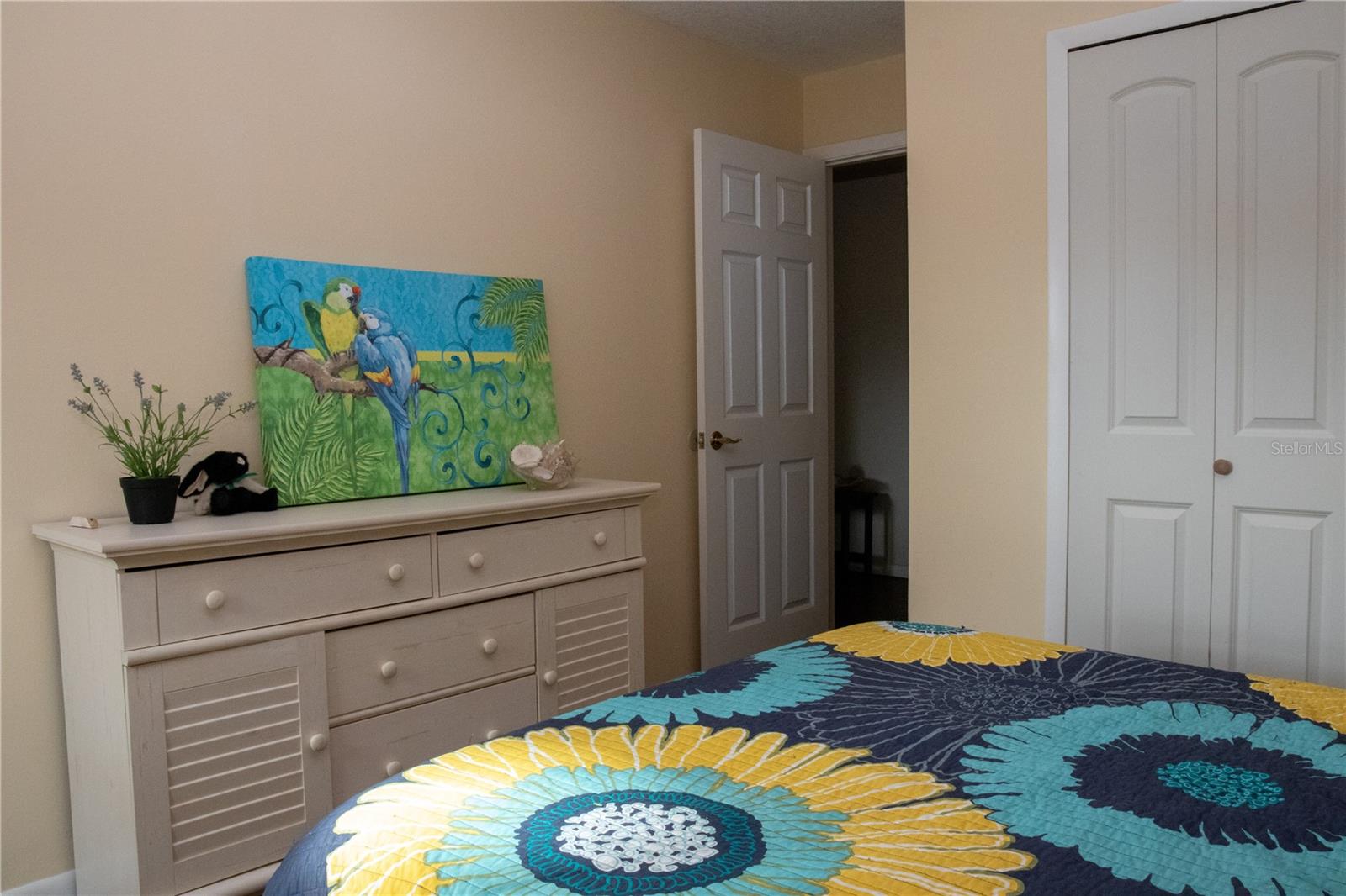 6806 PARADISE BAY WAY