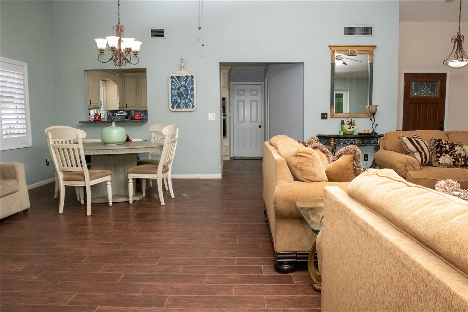 6806 PARADISE BAY WAY