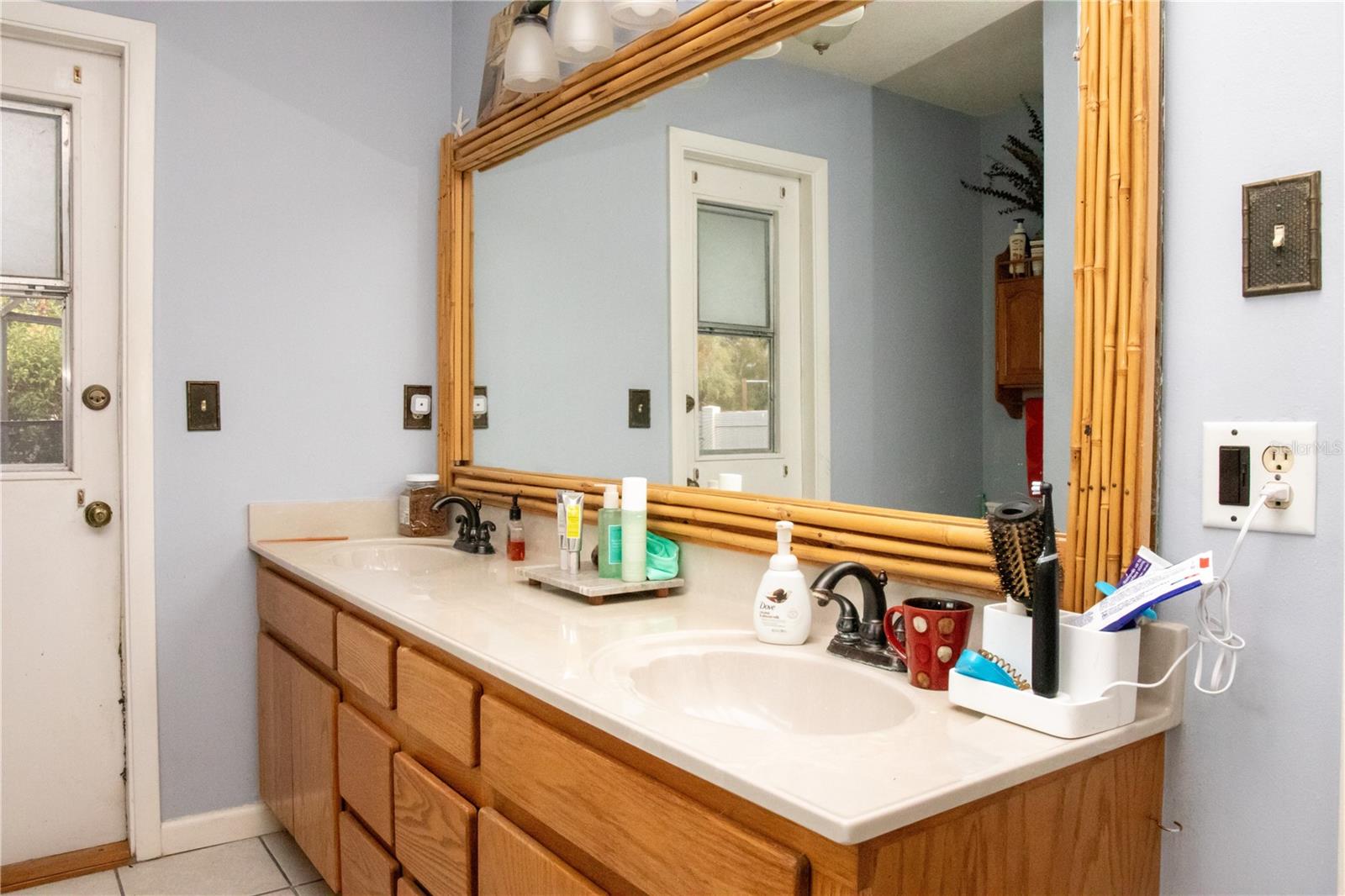 6806 PARADISE BAY WAY