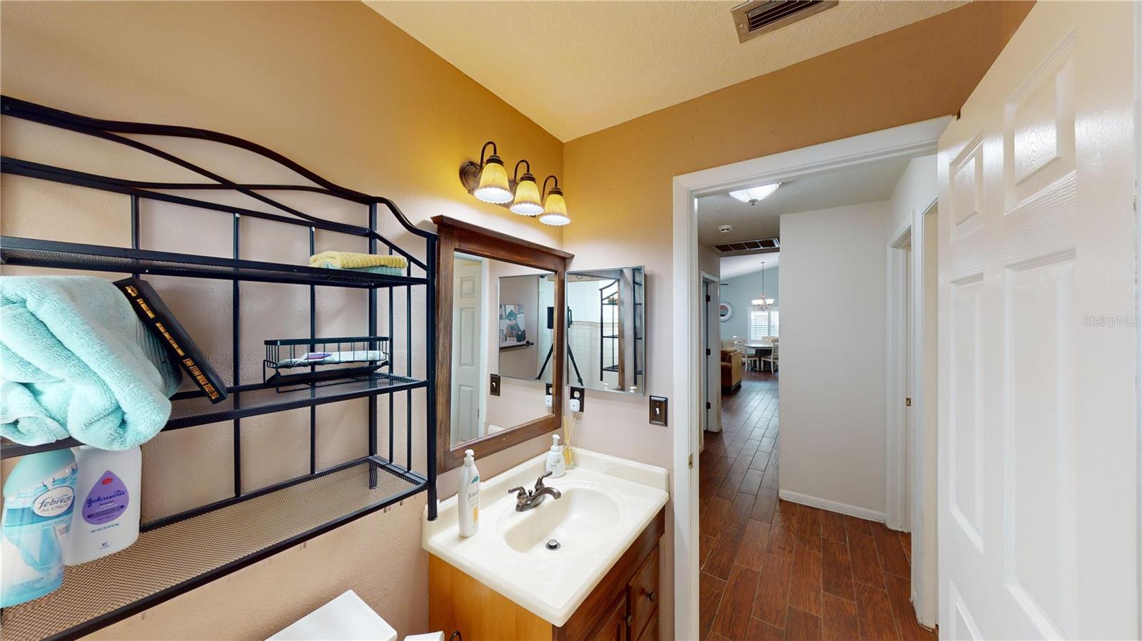 6806 PARADISE BAY WAY