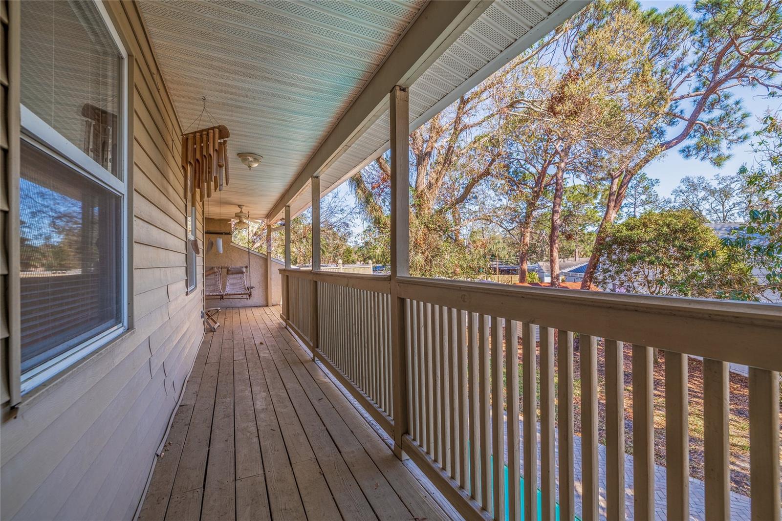 1130 SERPENTINE DR S