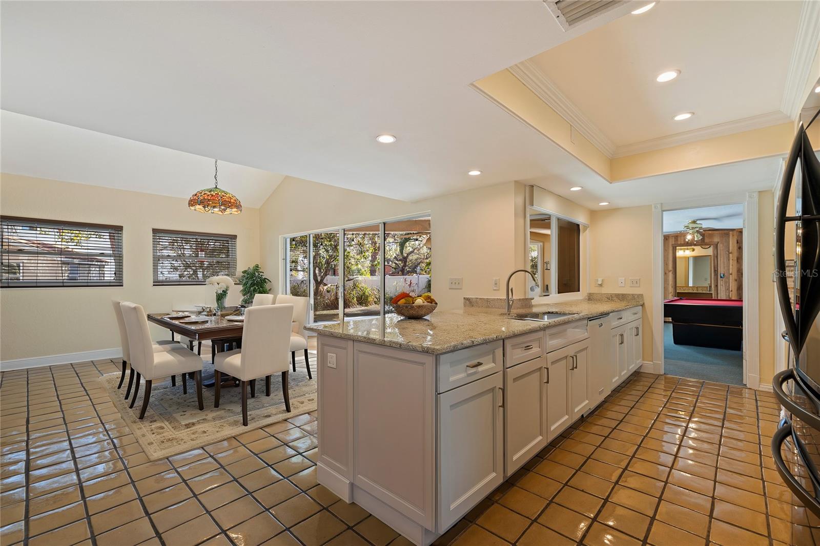 1130 SERPENTINE DR S