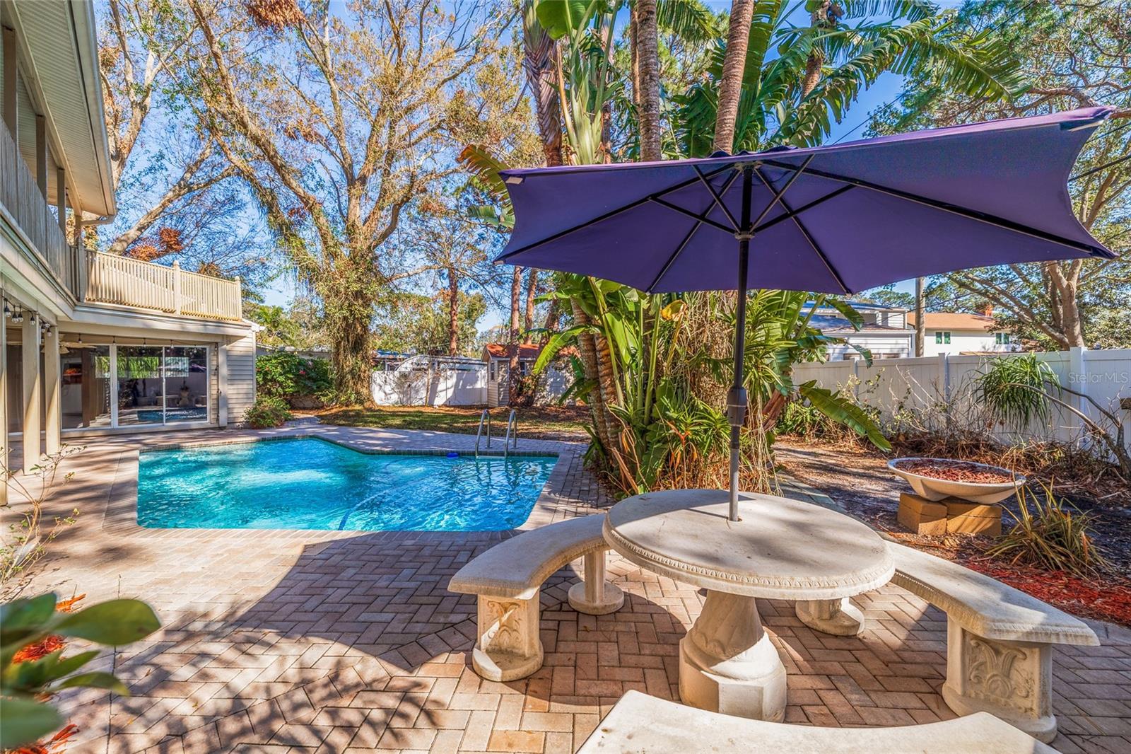 1130 SERPENTINE DR S