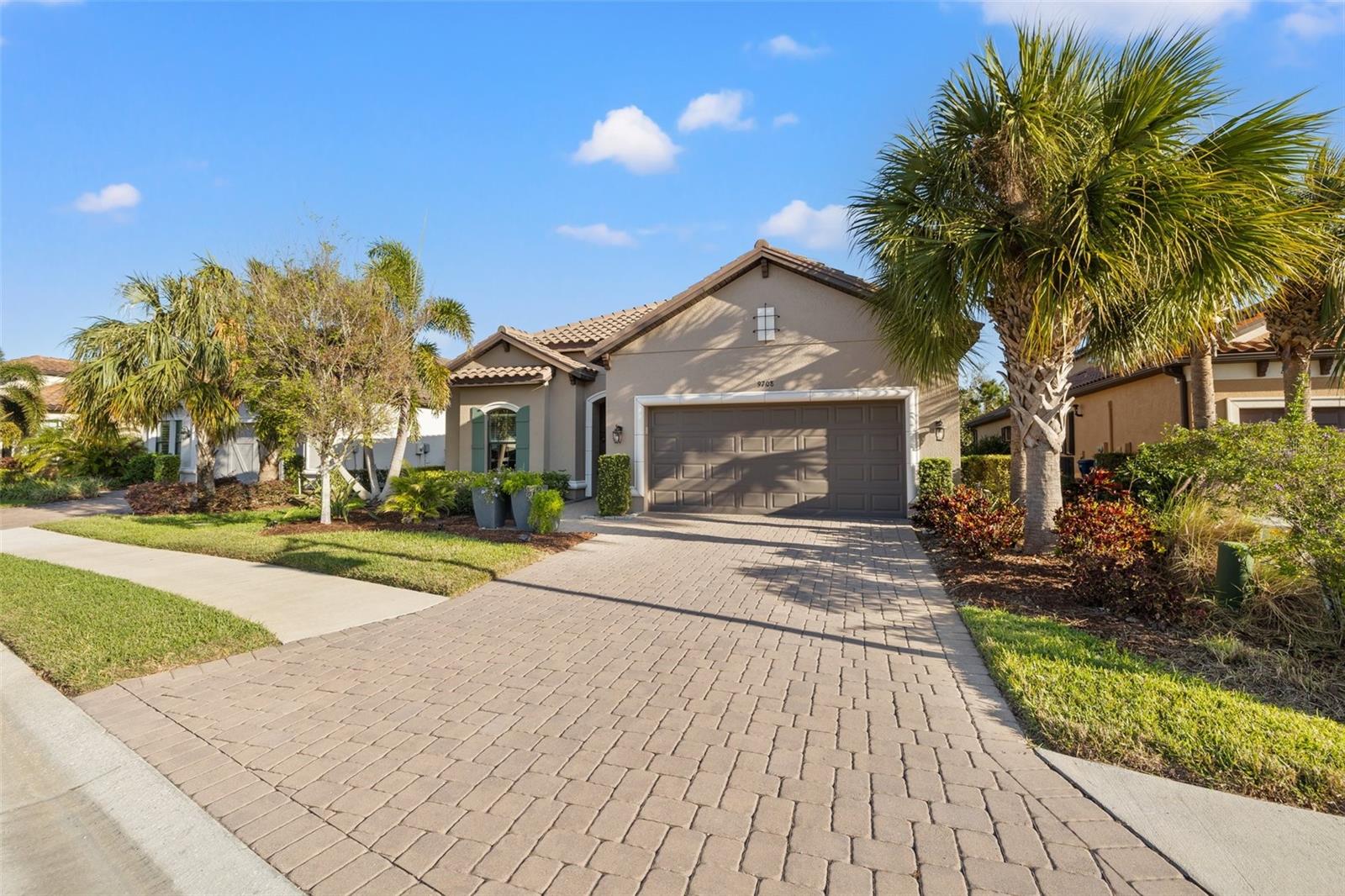 9708 HIGHLAND PARK PL