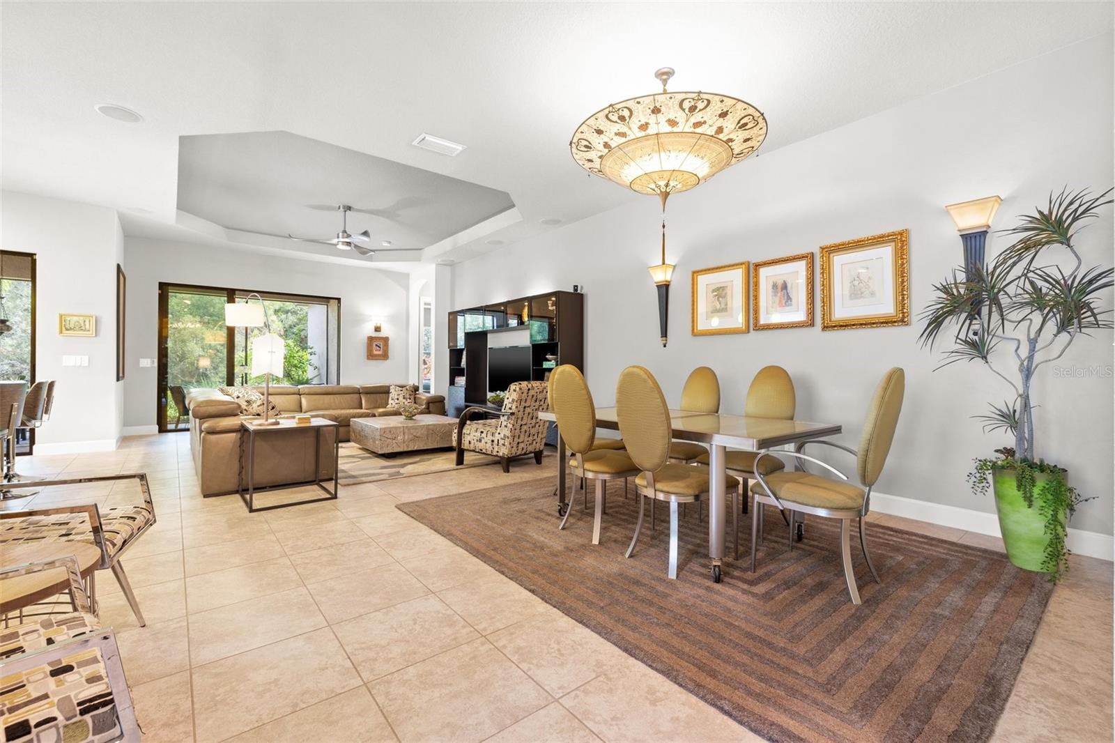 9708 HIGHLAND PARK PL