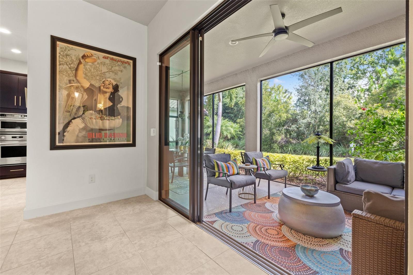 9708 HIGHLAND PARK PL