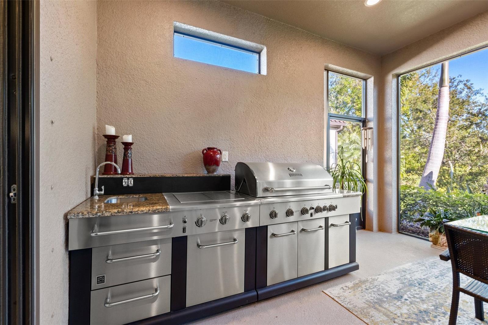 9708 HIGHLAND PARK PL