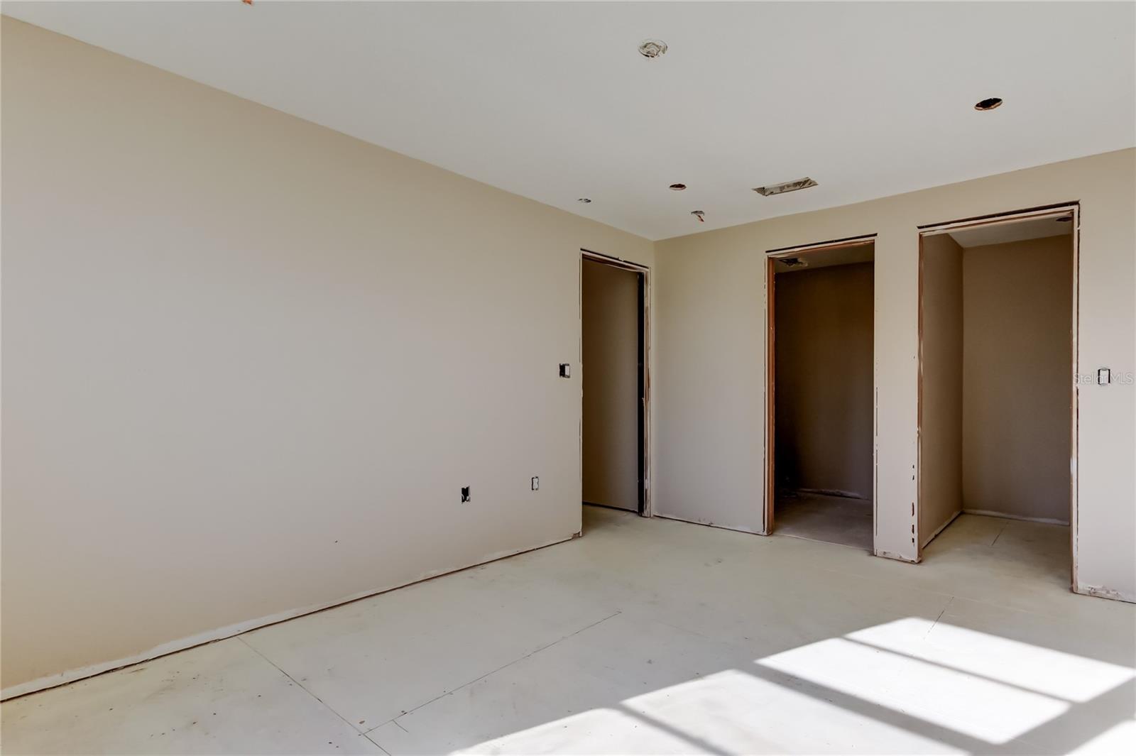 5026 WATER OAK DR #220