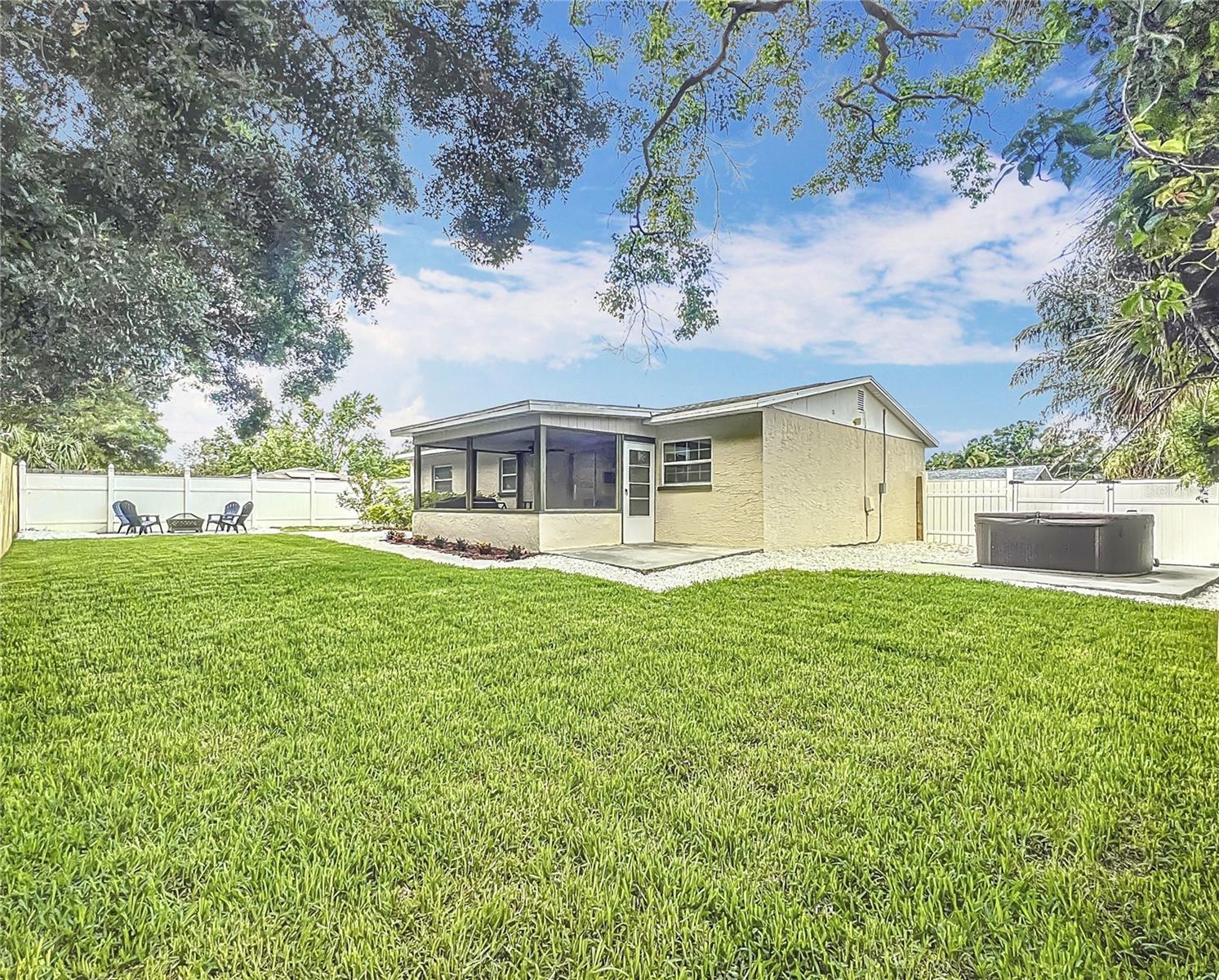 6521 CEDARBROOK DR S