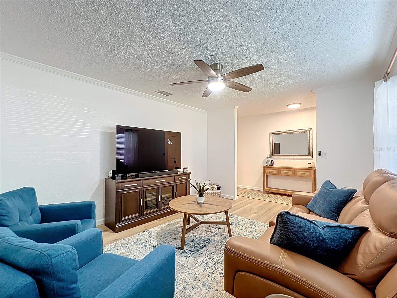 6521 CEDARBROOK DR S