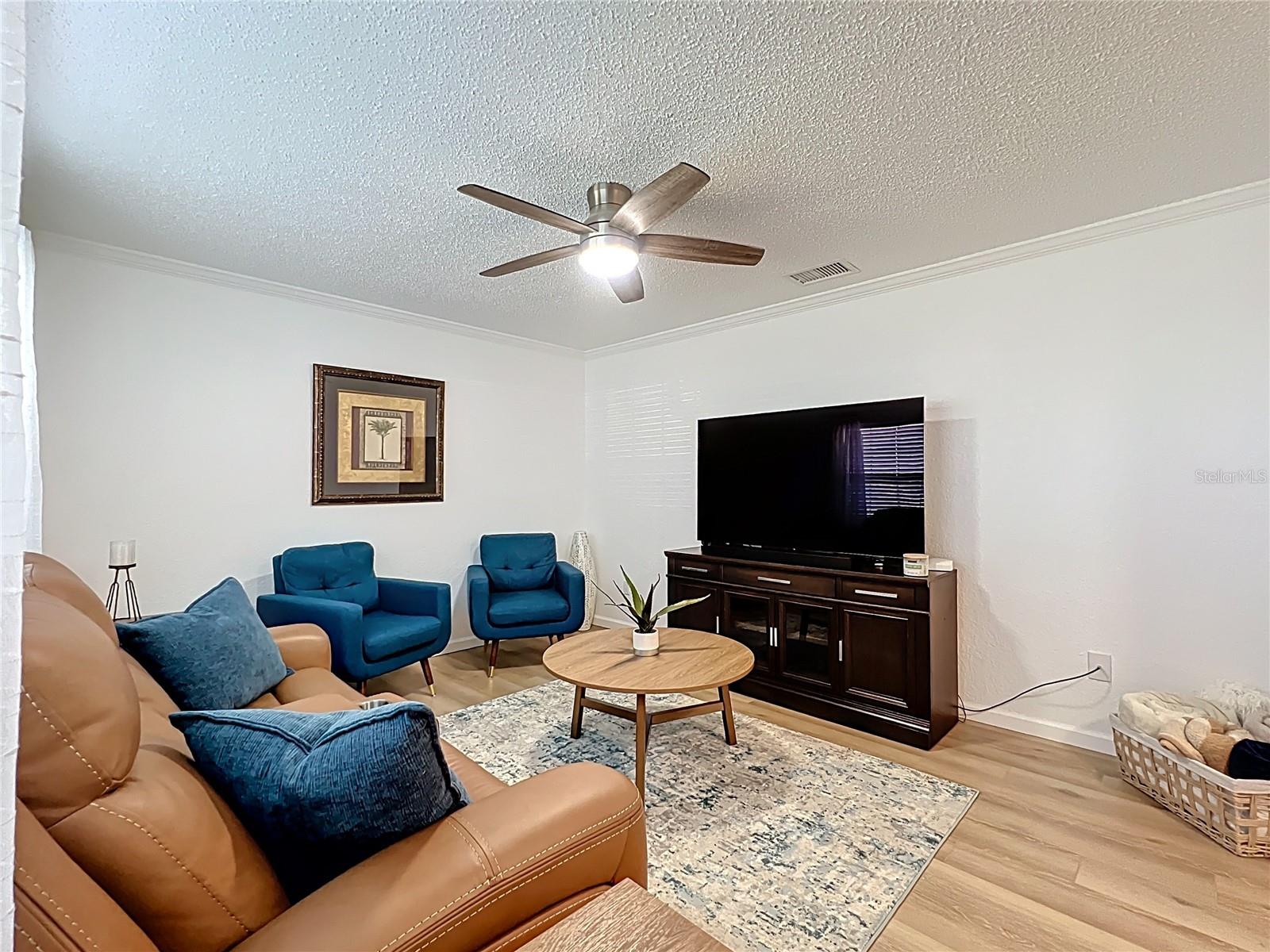 6521 CEDARBROOK DR S