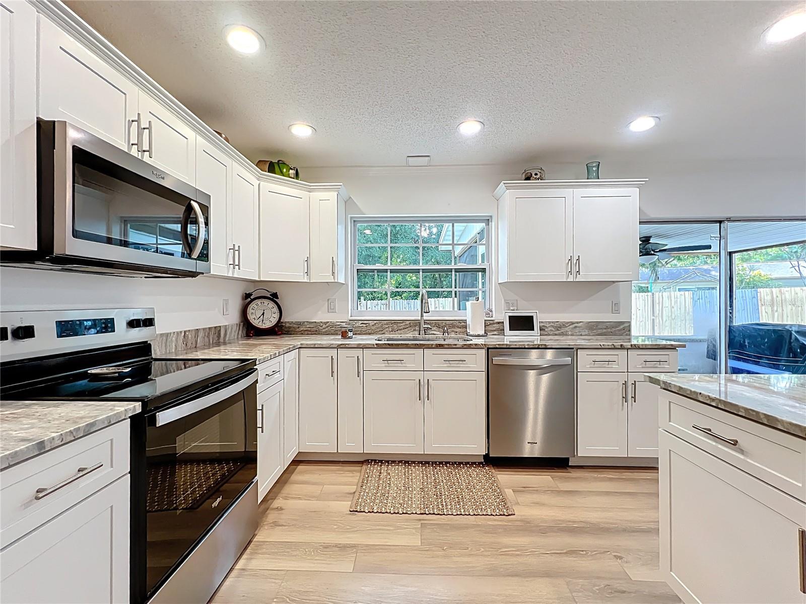 6521 CEDARBROOK DR S