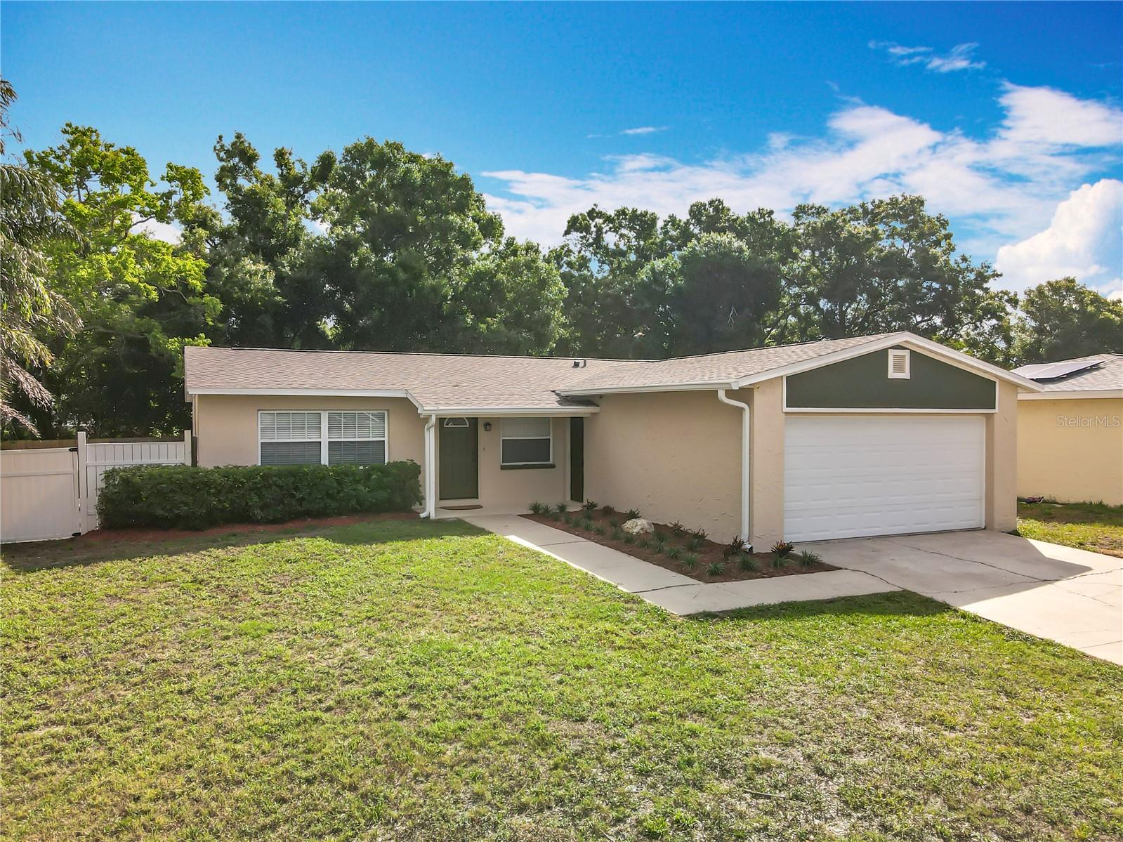 6521 CEDARBROOK DR S