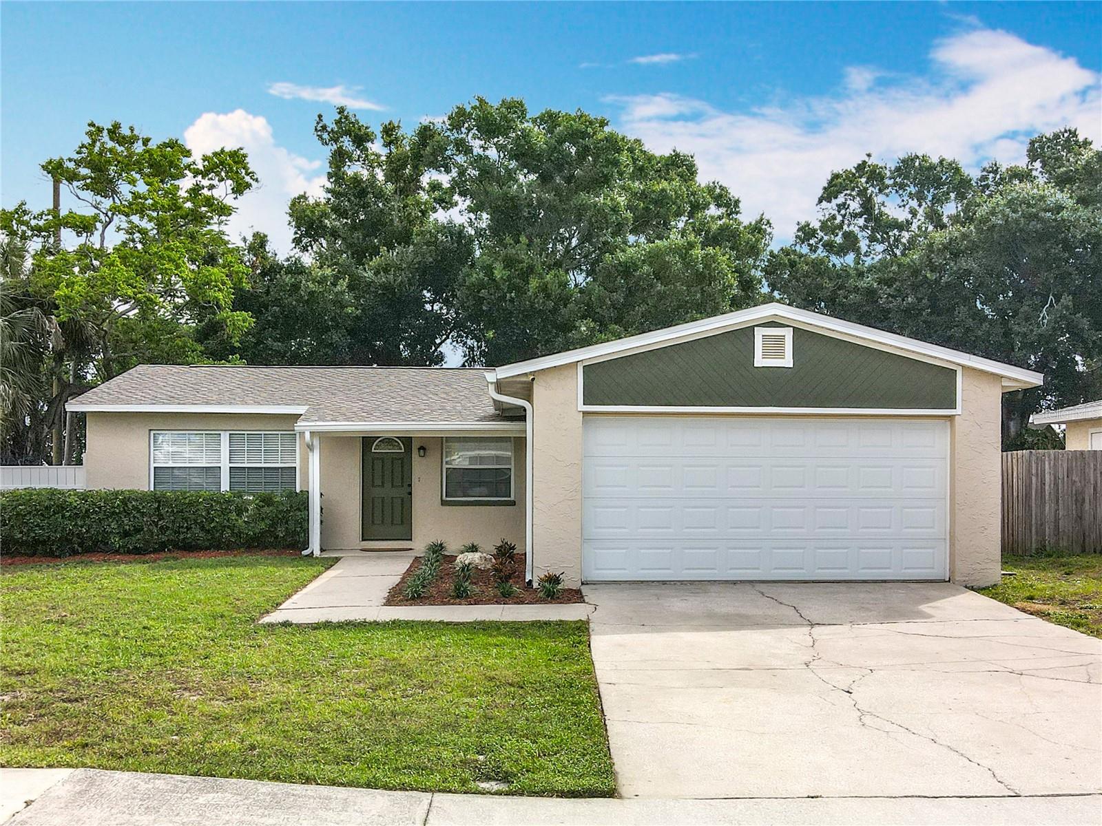 6521 CEDARBROOK DR S