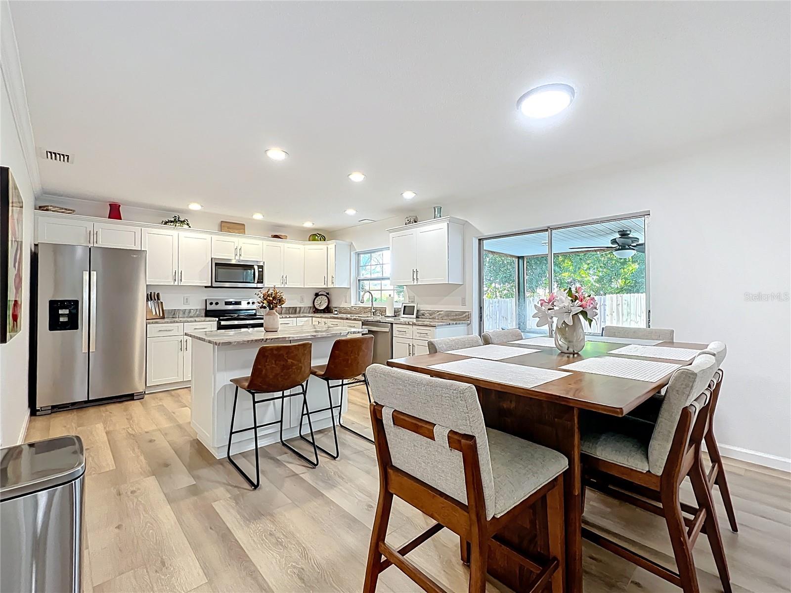 6521 CEDARBROOK DR S