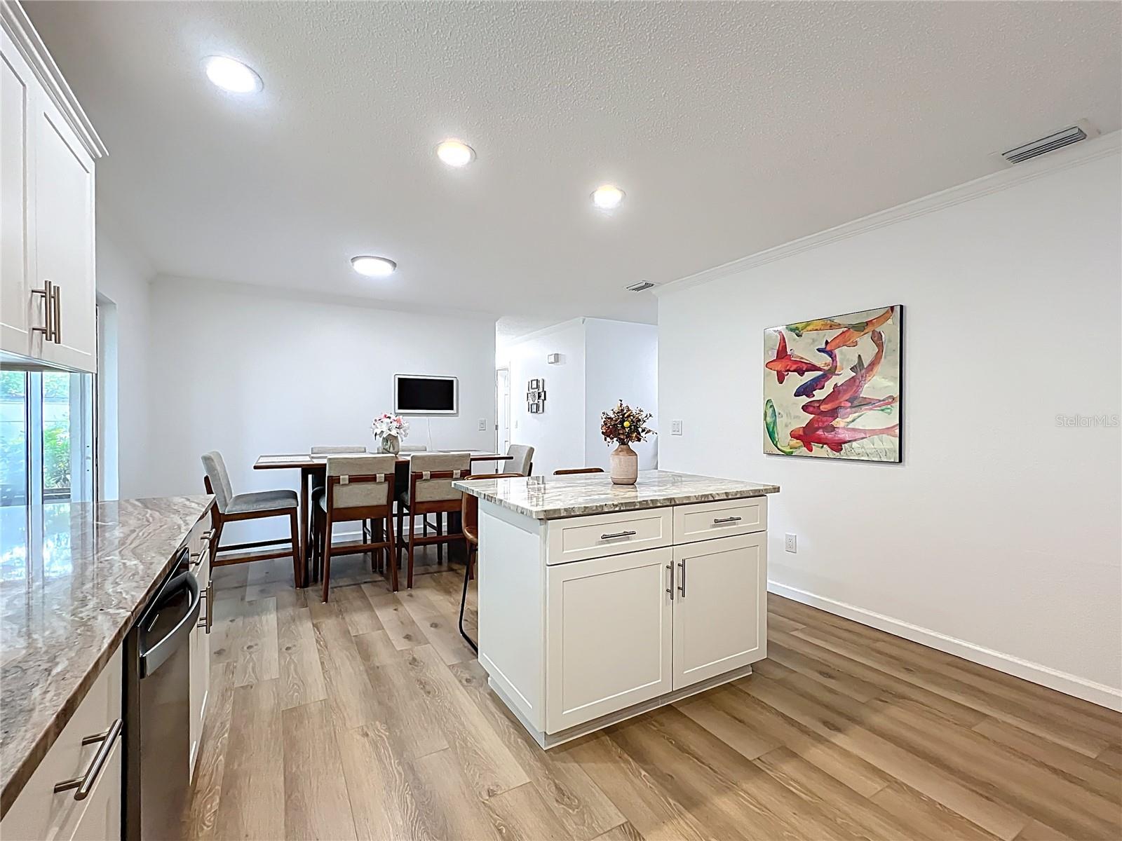 6521 CEDARBROOK DR S