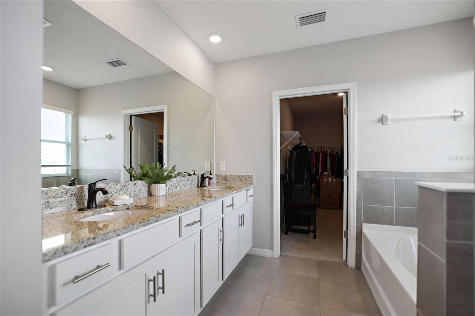 5214 GRANITE DUST PL