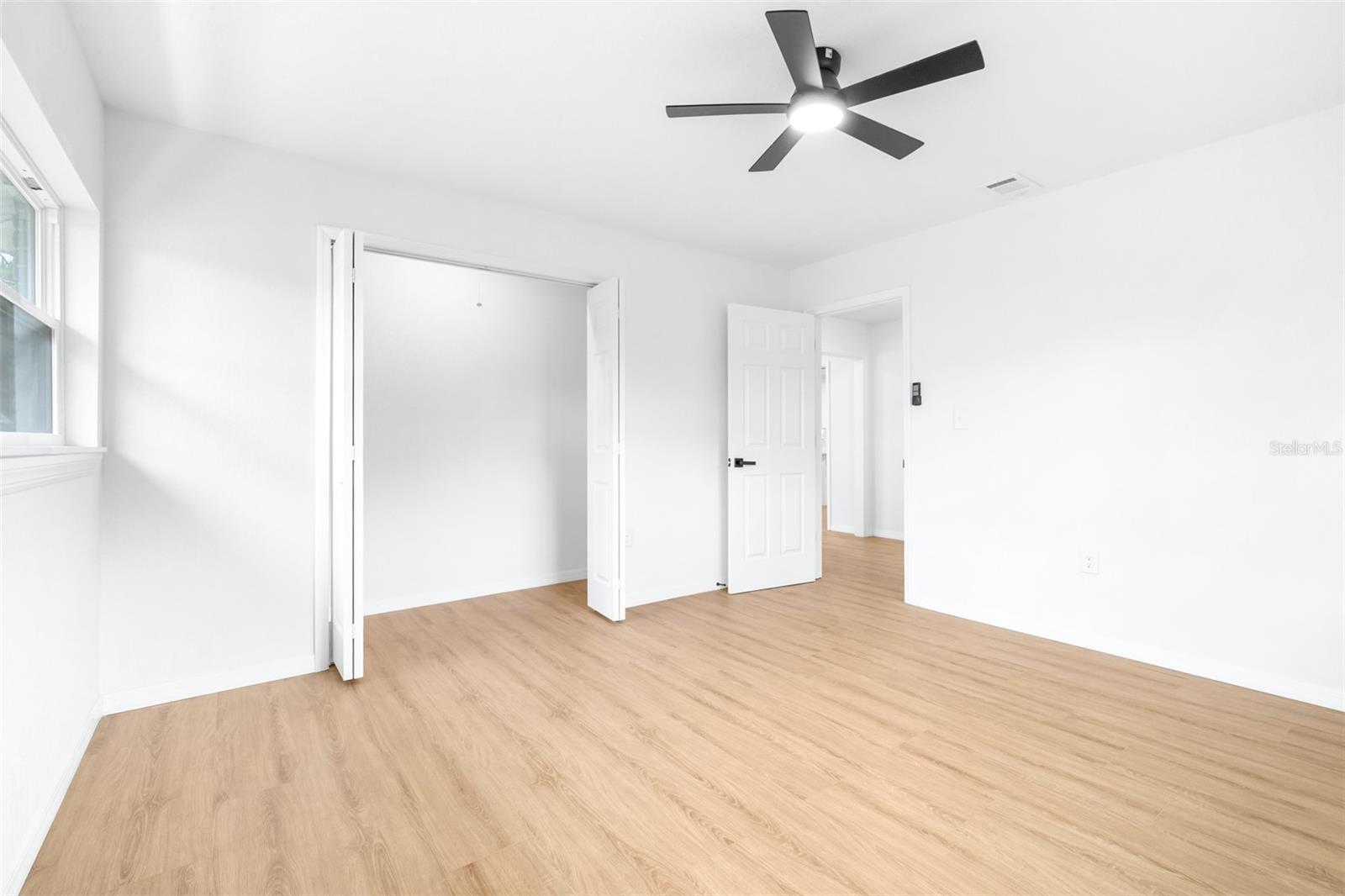 2201 20TH STREET CT W