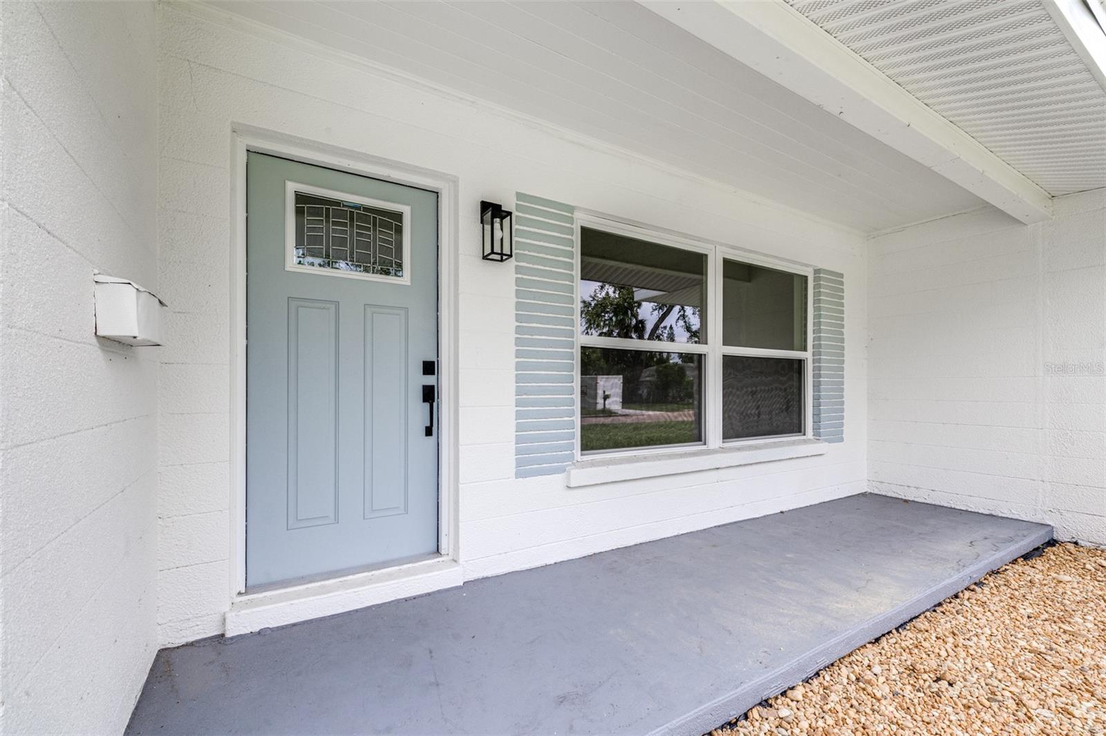 2201 20TH STREET CT W