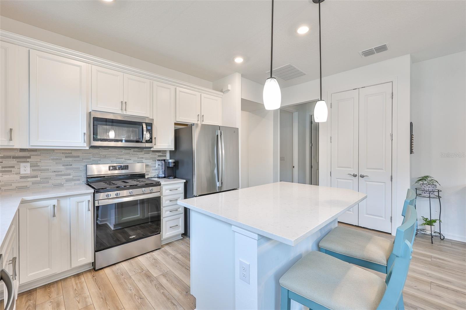 9339 BALLASTER POINTE LOOP