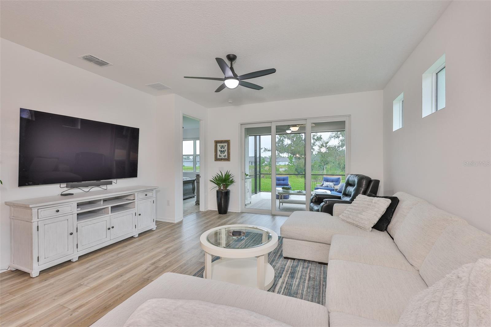 9339 BALLASTER POINTE LOOP