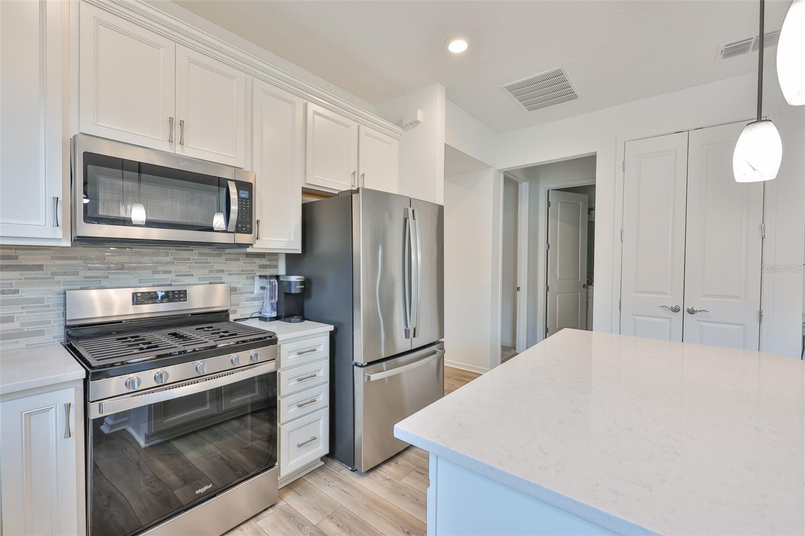 9339 BALLASTER POINTE LOOP