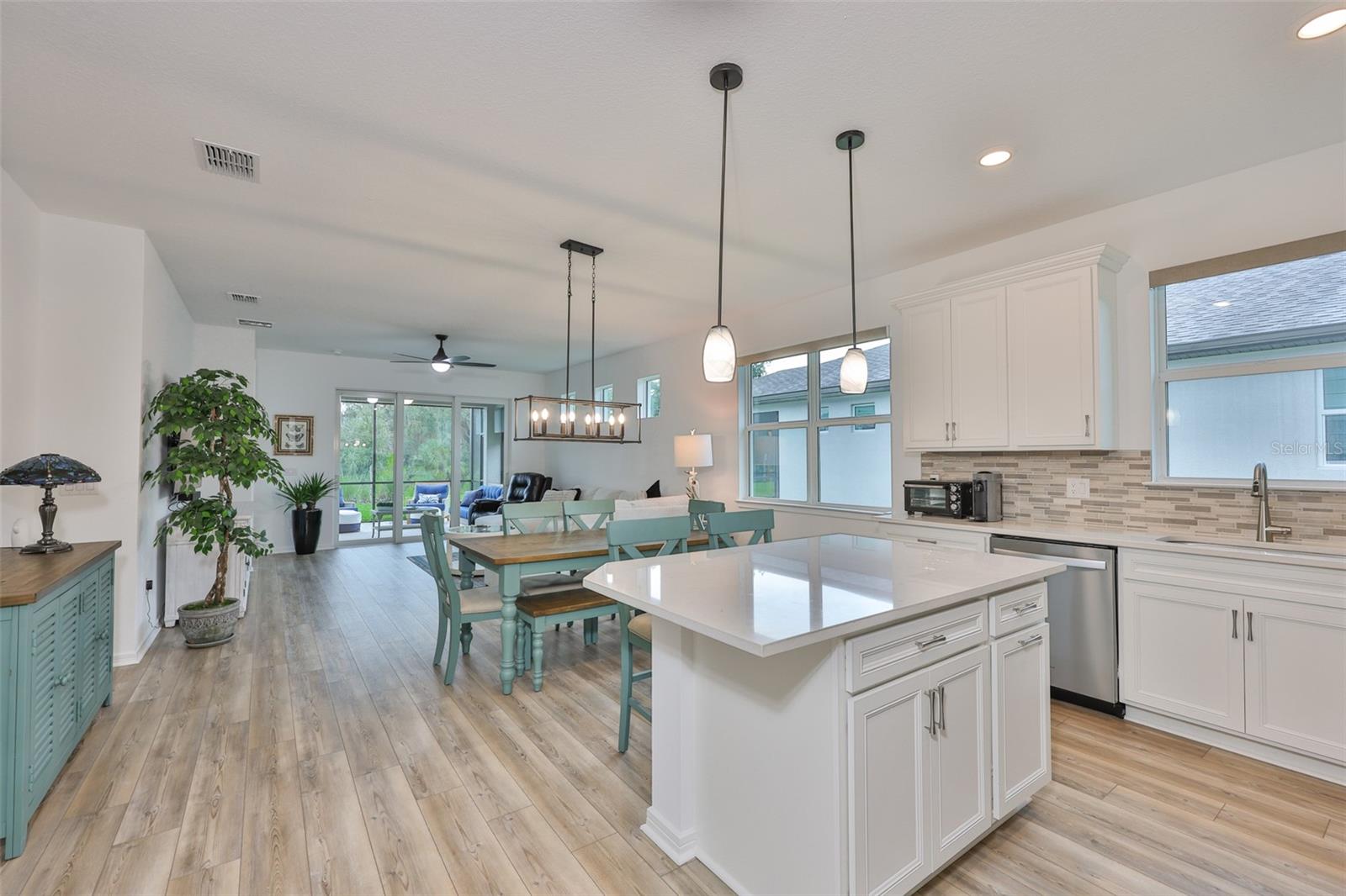 9339 BALLASTER POINTE LOOP