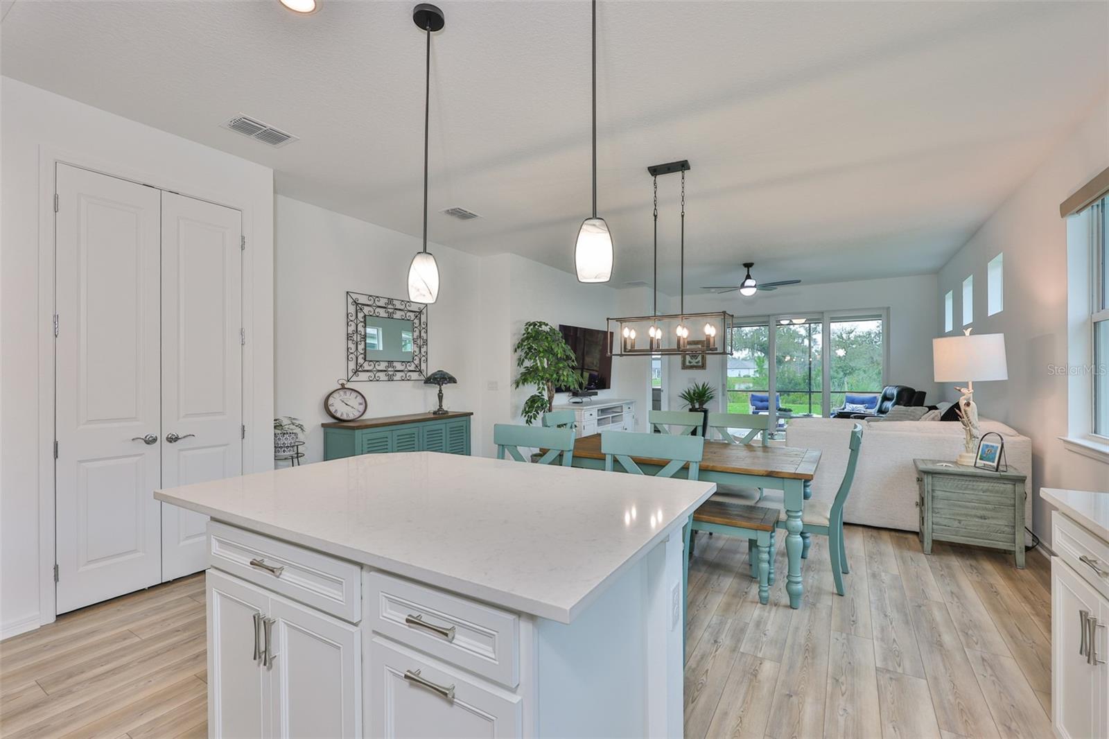 9339 BALLASTER POINTE LOOP