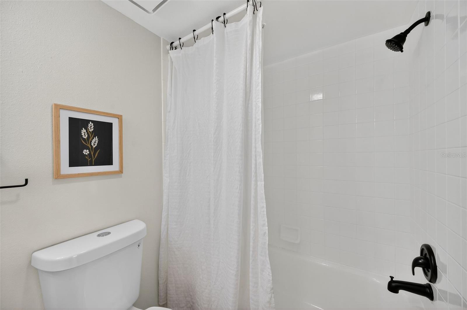 3730 PINEBROOK CIR #408