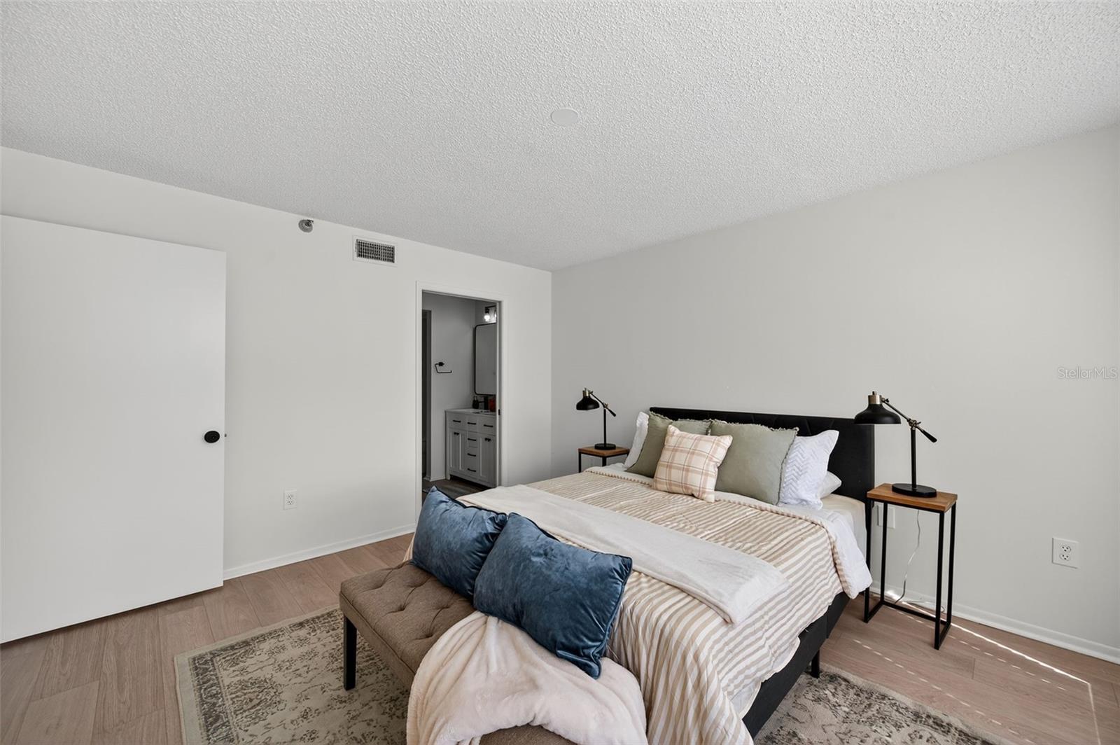 3730 PINEBROOK CIR #408