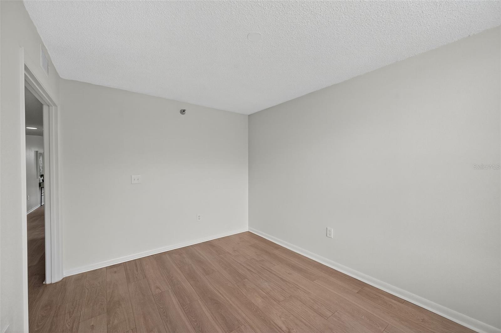 3730 PINEBROOK CIR #408