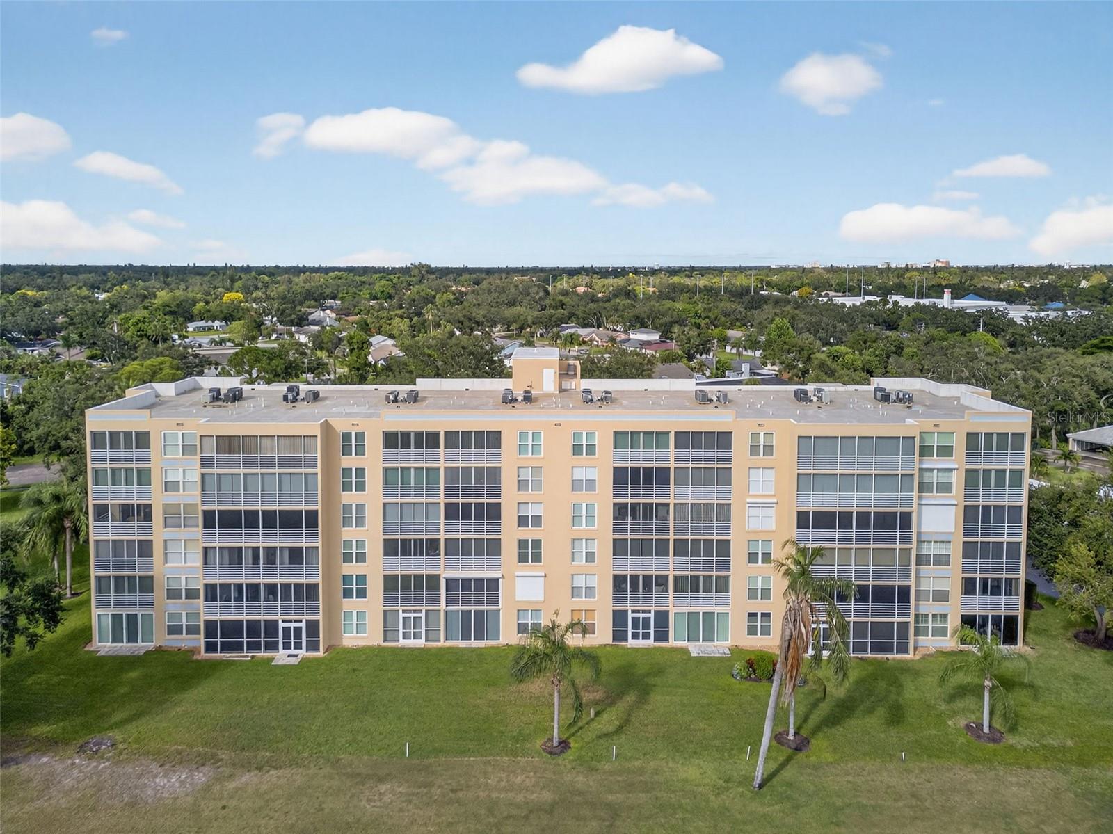 3730 PINEBROOK CIR #408