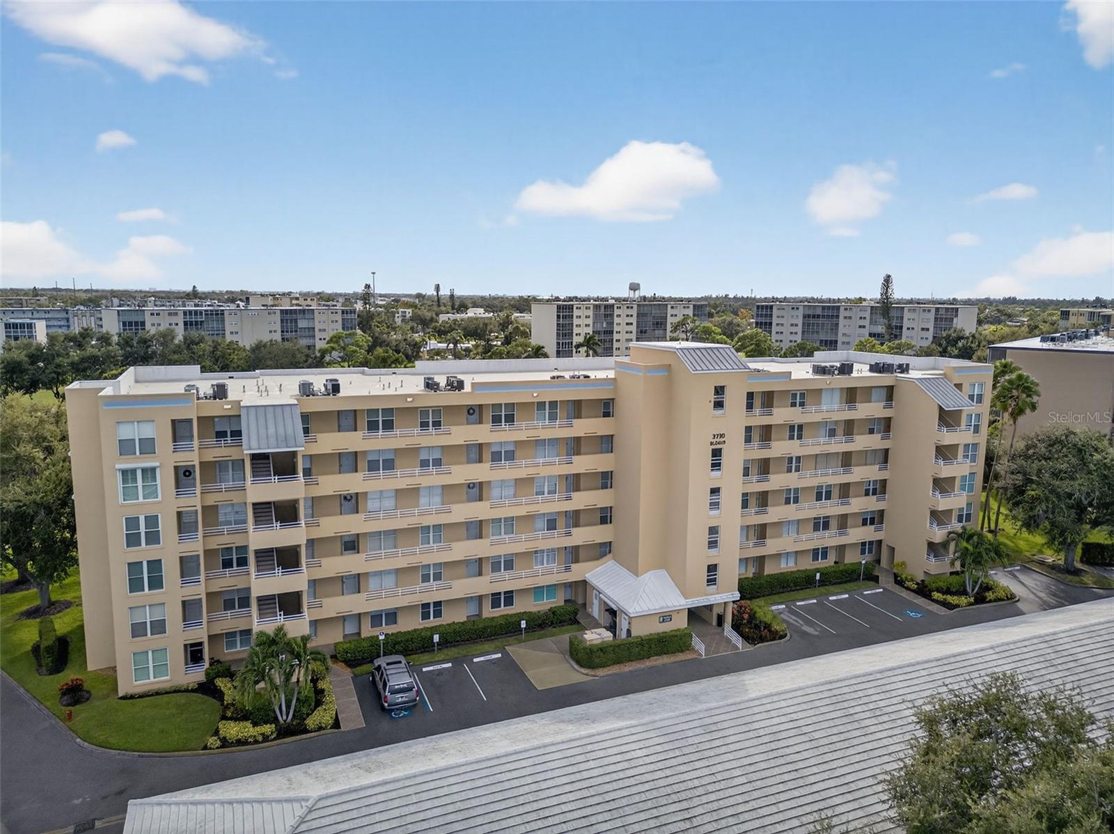 3730 PINEBROOK CIR #408