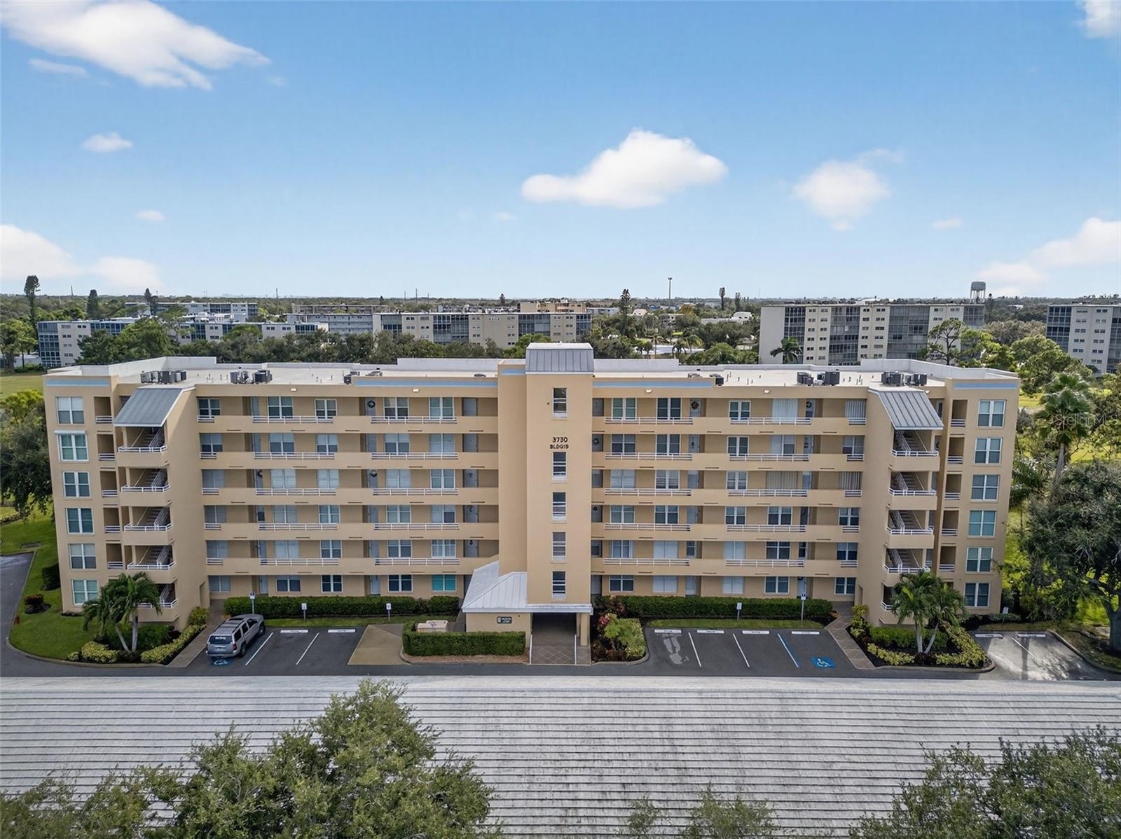 3730 PINEBROOK CIR #408