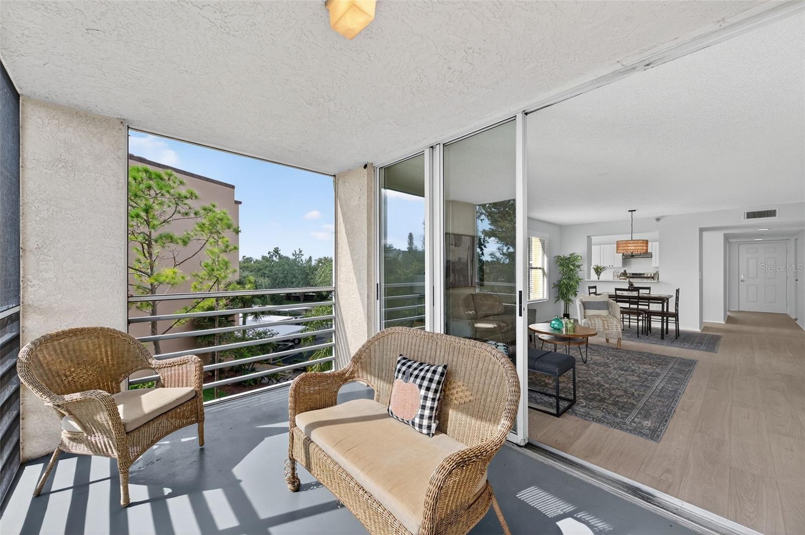 3730 PINEBROOK CIR #408