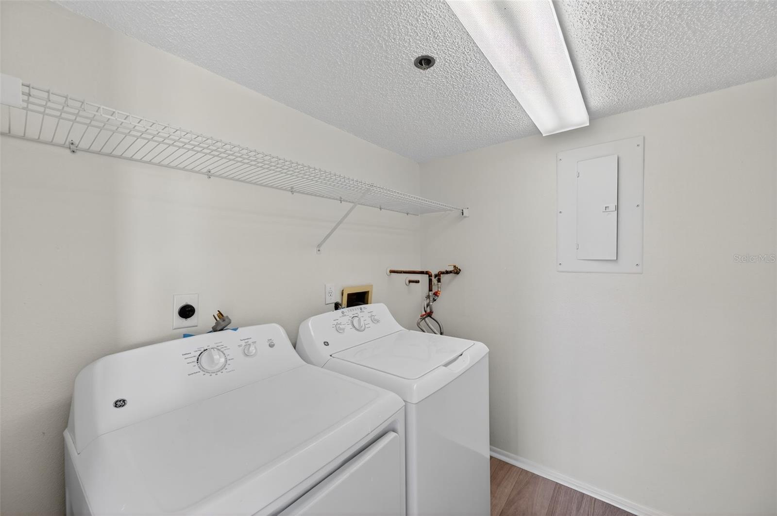 3730 PINEBROOK CIR #408