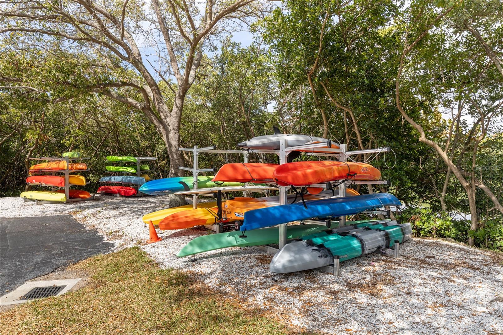 7050 SUNSET DR S #509