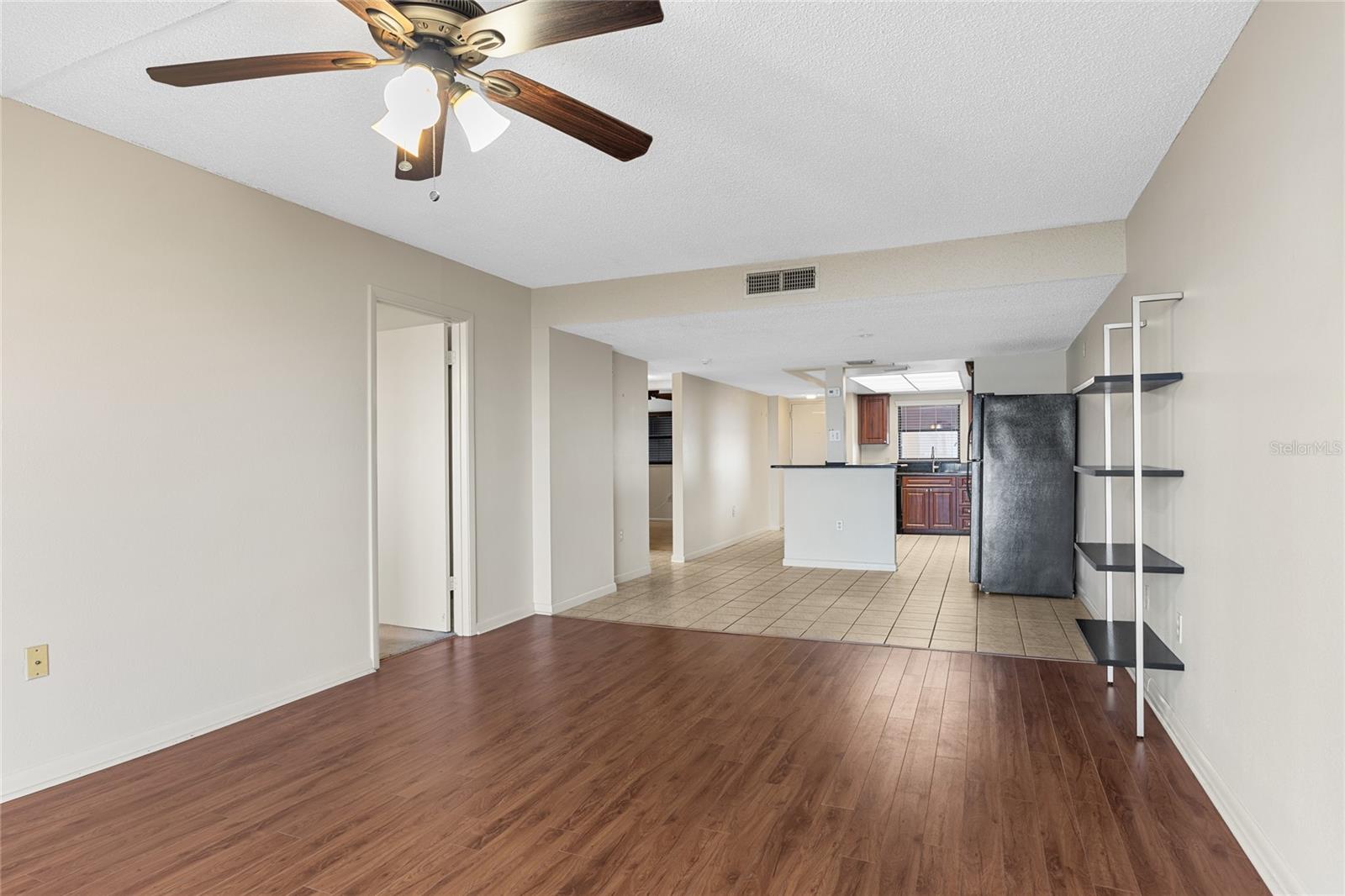 7050 SUNSET DR S #509