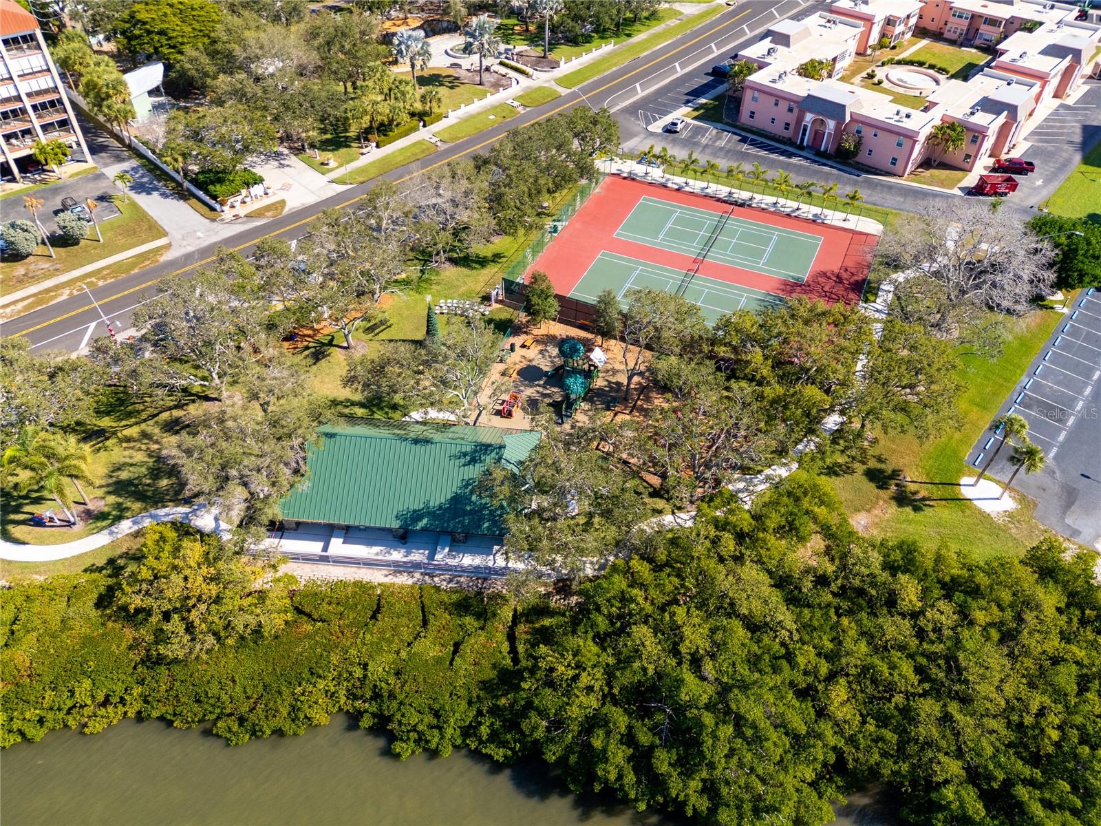 7050 SUNSET DR S #509