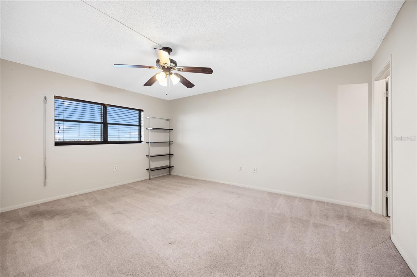 7050 SUNSET DR S #509