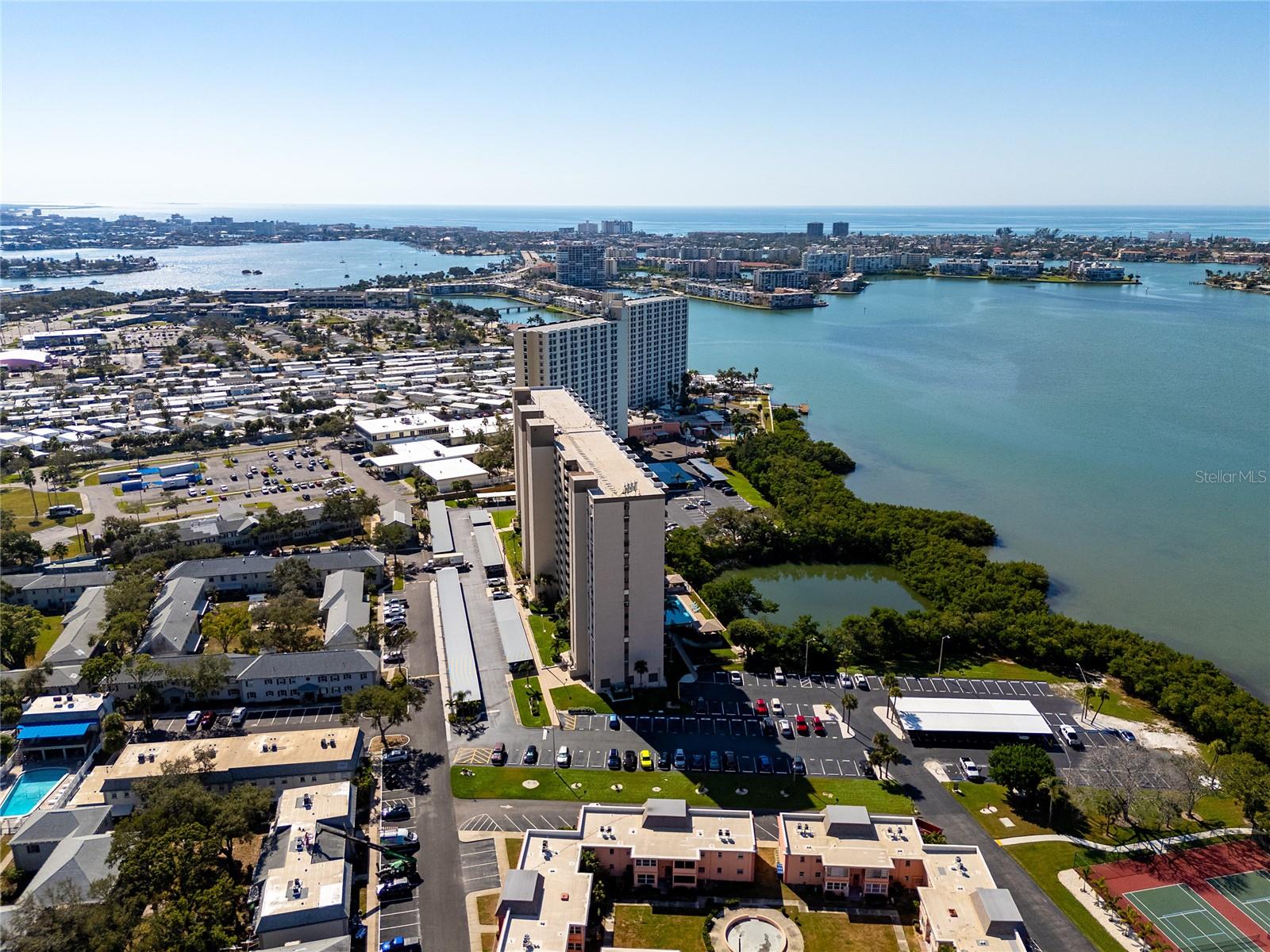 7050 SUNSET DR S #509