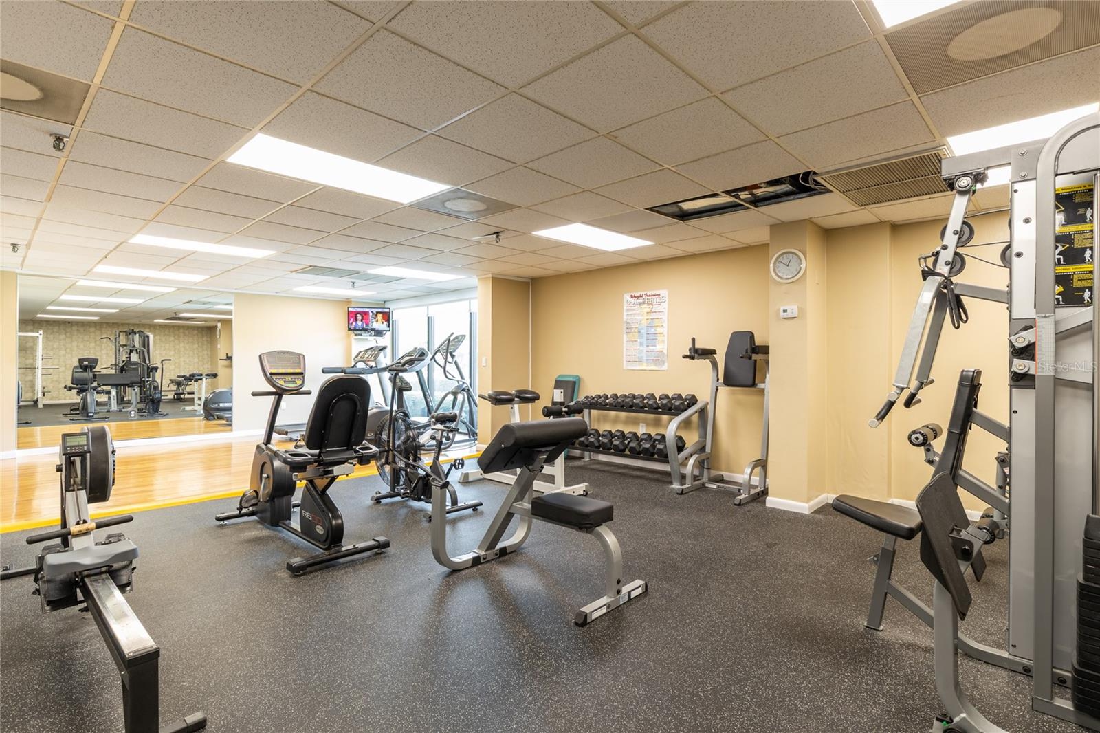 7050 SUNSET DR S #509