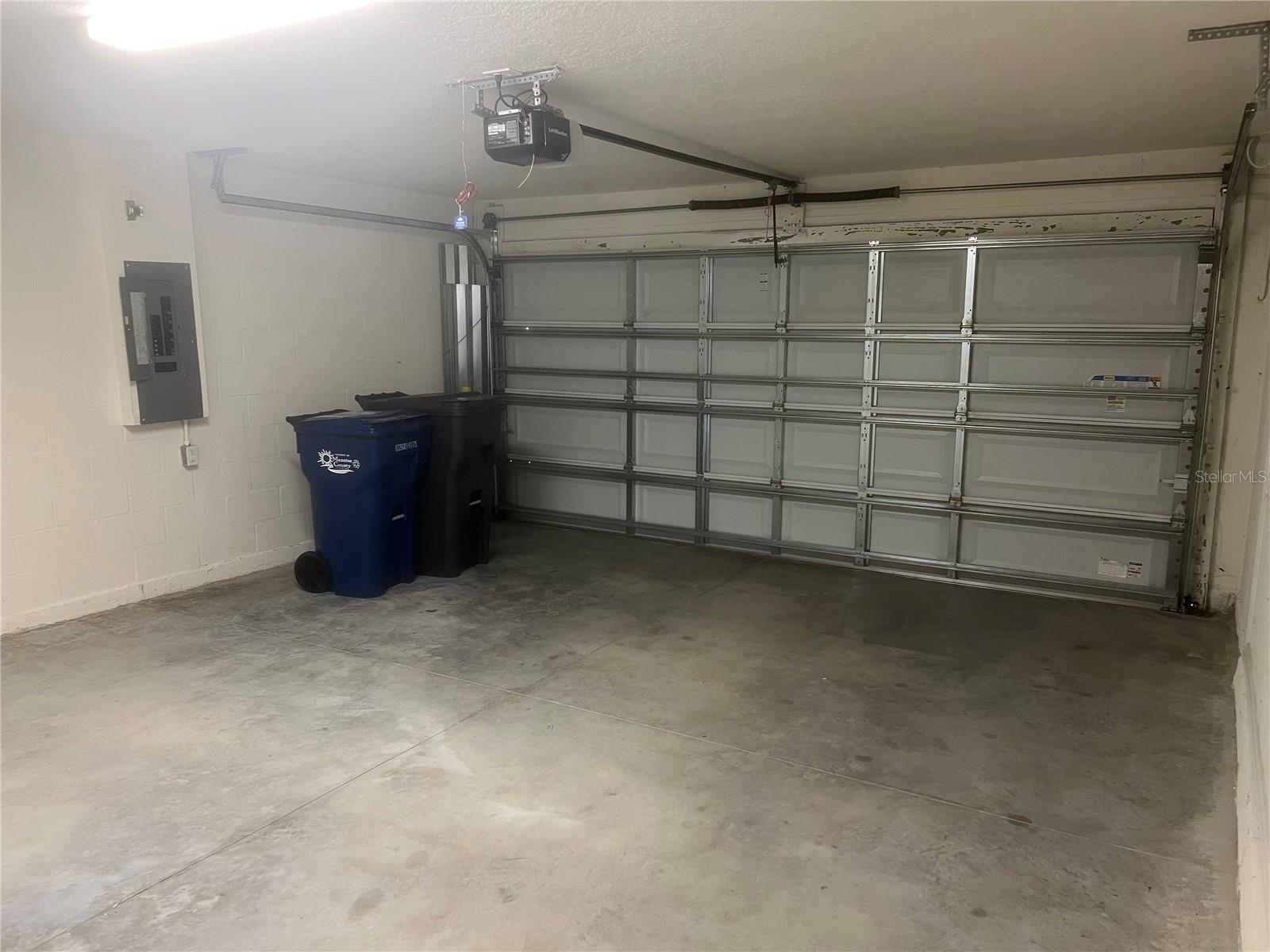 4133 SILVER STRAND TRL