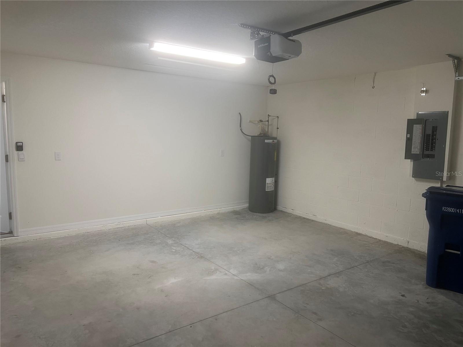 4133 SILVER STRAND TRL