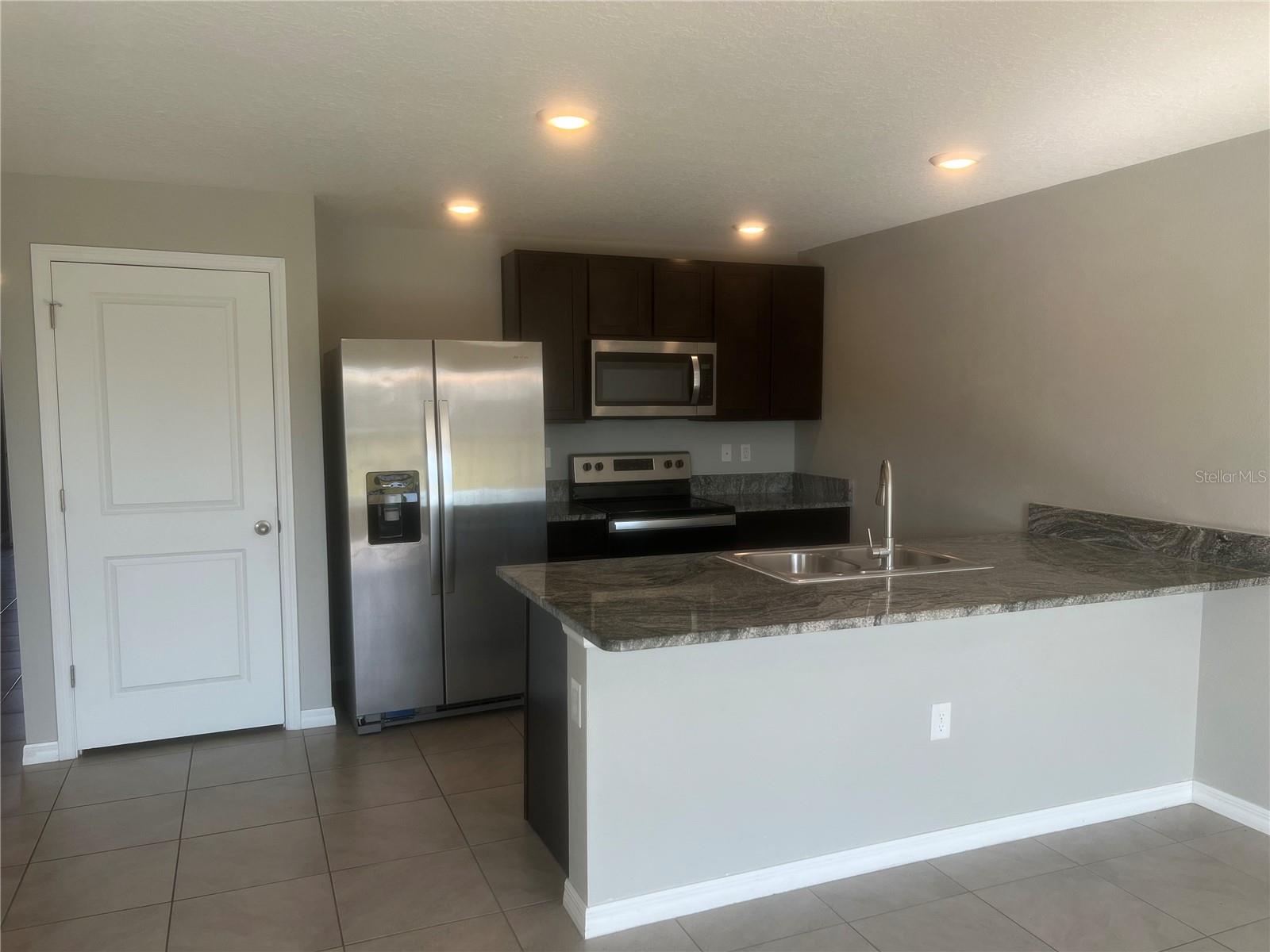 4133 SILVER STRAND TRL