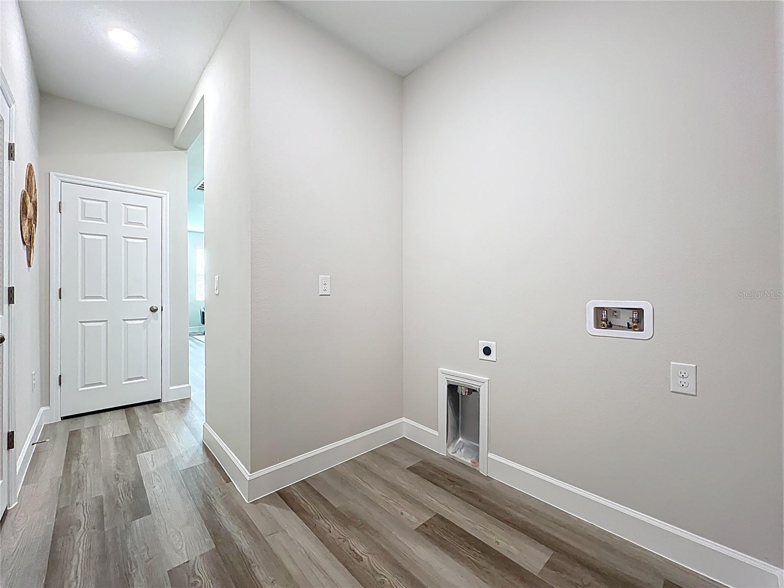 4415 N CRANBERRY BLVD