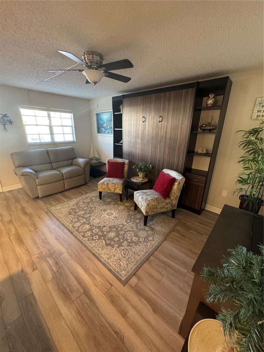 204 47TH AVENUE DR W #125