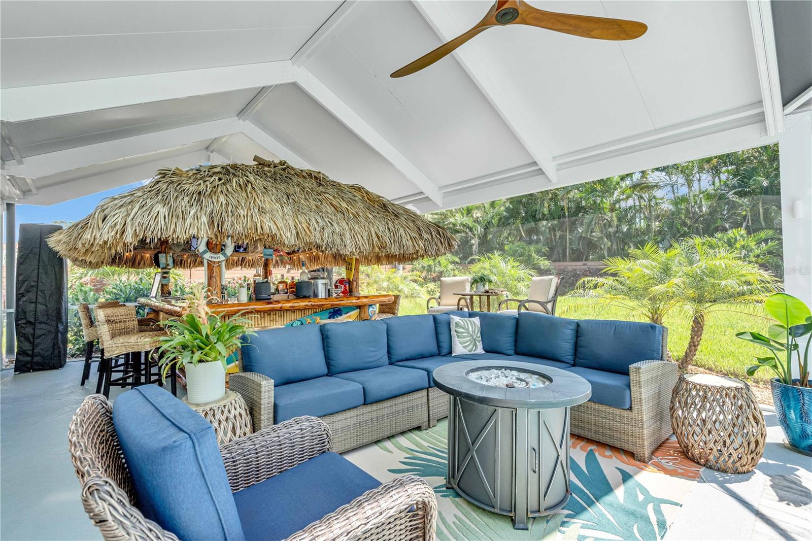 7817 ALHAMBRA DR