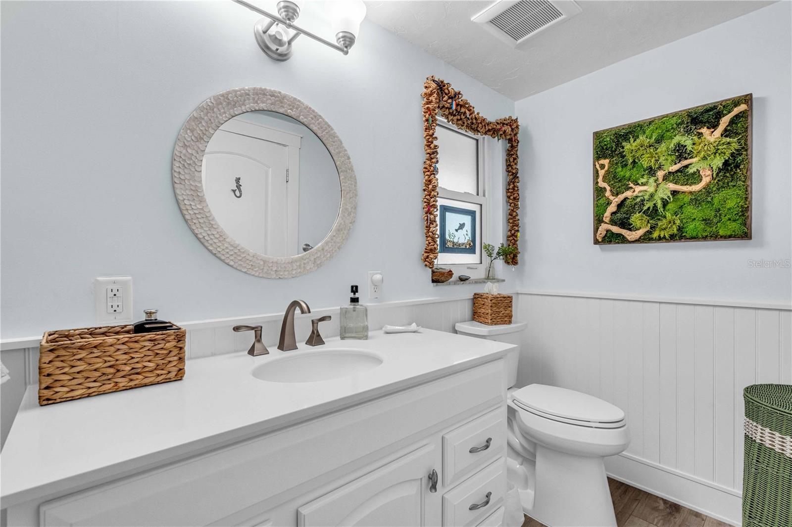 7817 ALHAMBRA DR